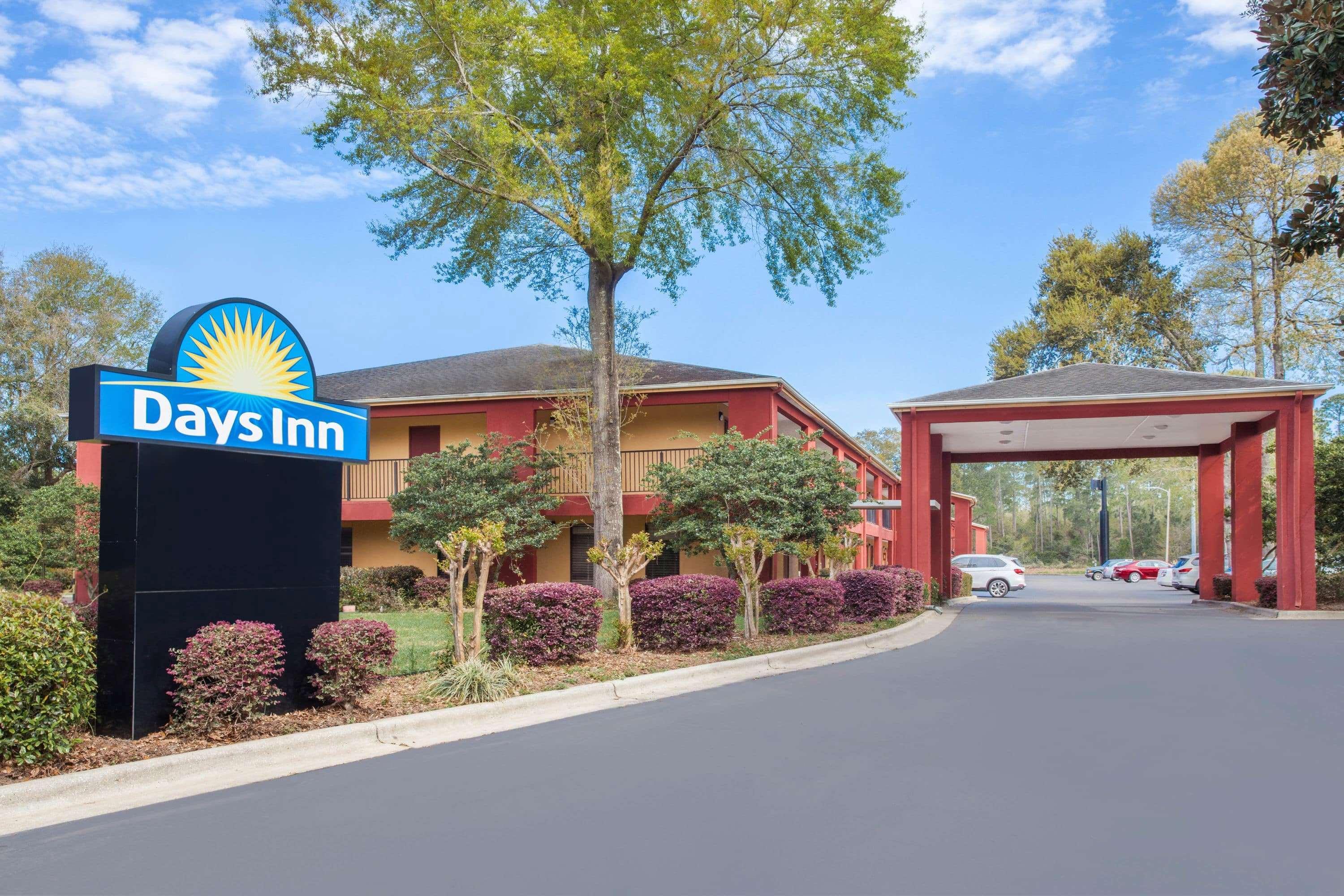 Days Inn By Wyndham Pensacola I-10 Ferry Pass Kültér fotó