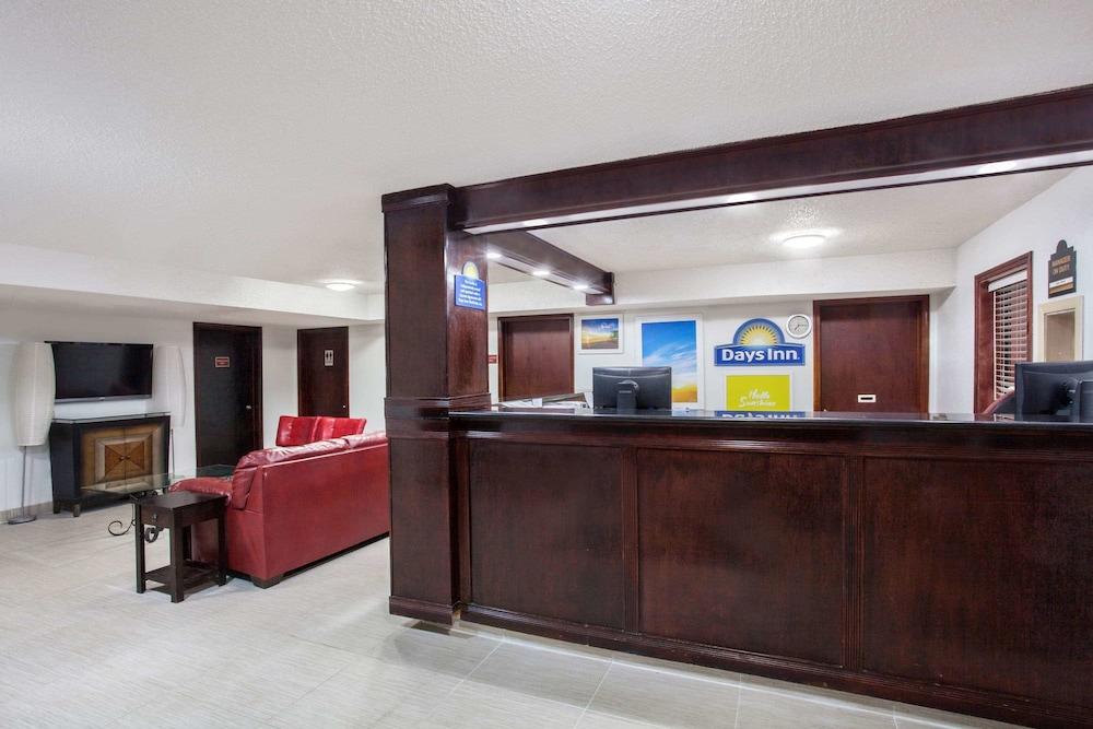 Days Inn By Wyndham Pensacola I-10 Ferry Pass Kültér fotó